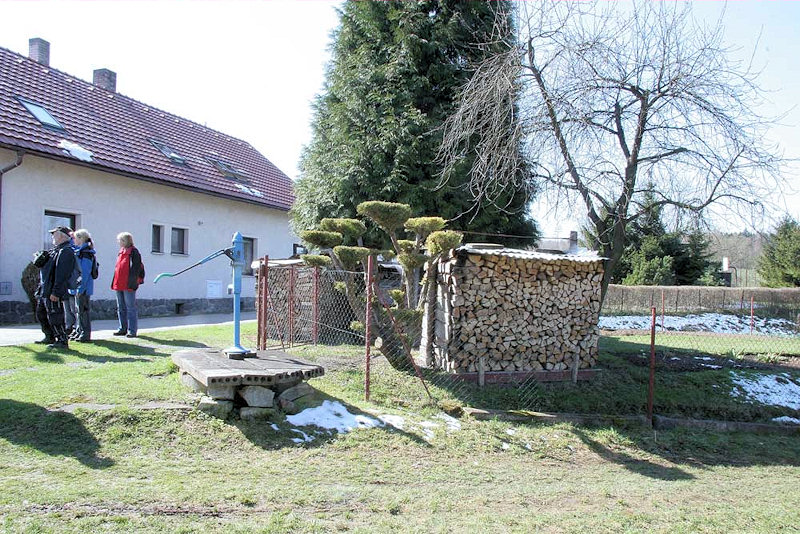 studna bez jména (3107)