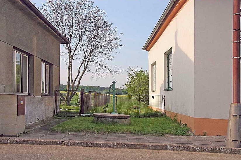 studna bez jména (3209)