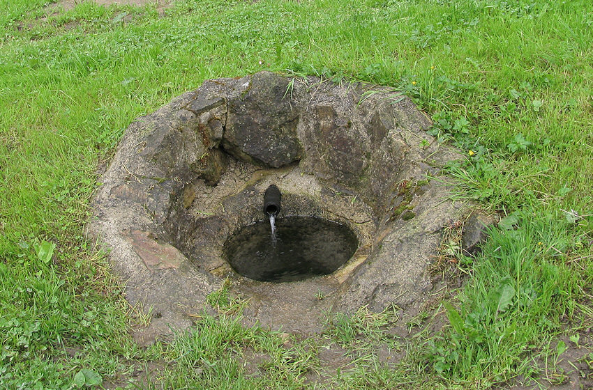 jiný vodní zdroj bez jména (3335)
