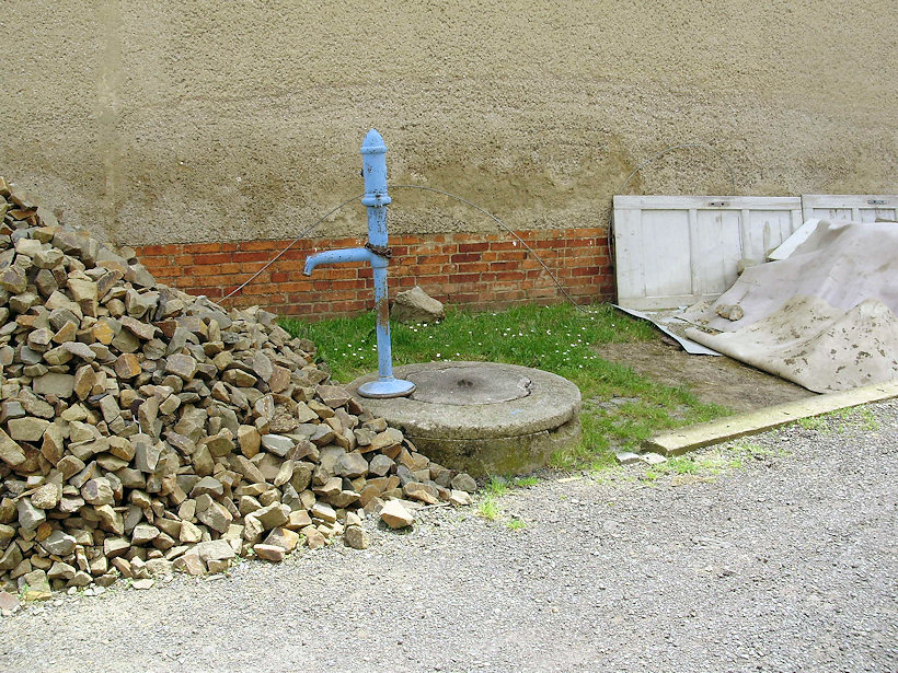 studna bez jména (3412)