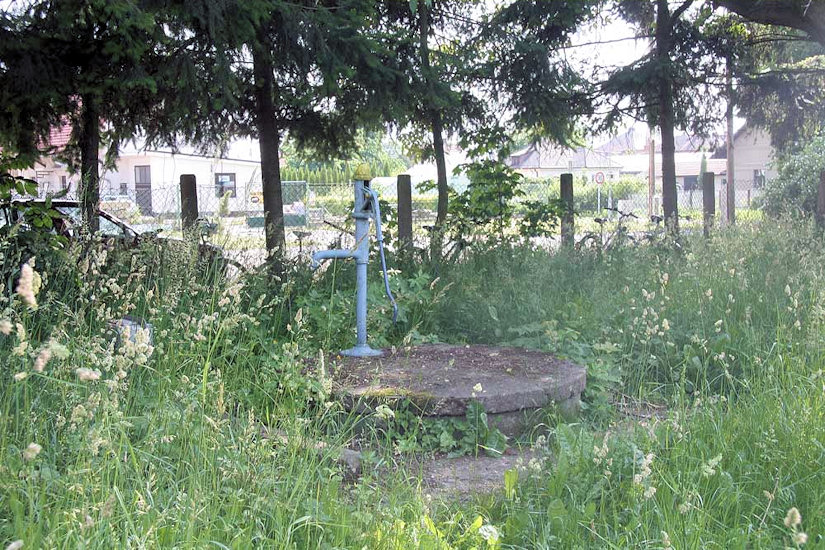 studna bez jména (3425)