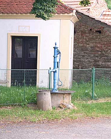 studna bez jména (3442)