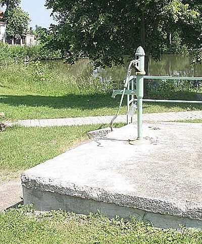 studna bez jména (3445)