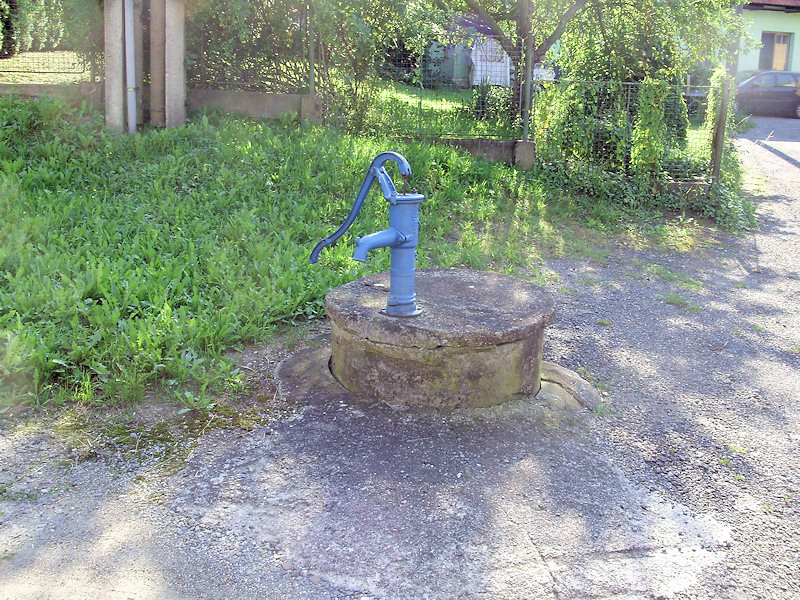 studna bez jména (3752)