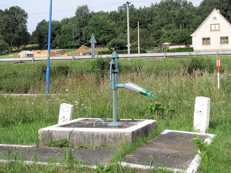 studna bez jména (3767)