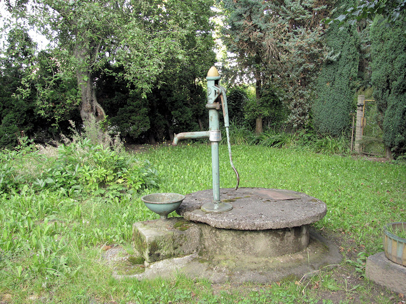 studna bez jména (3776)