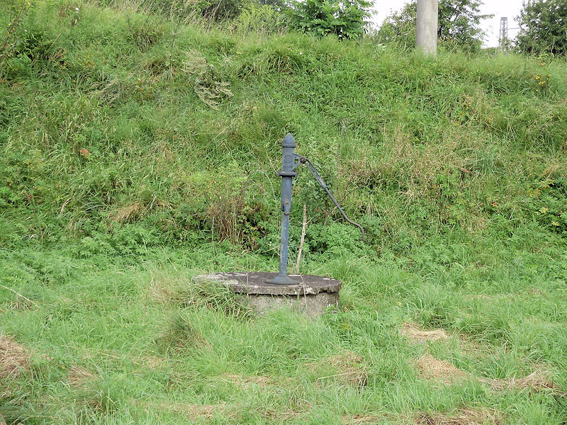 studna bez jména (3853)