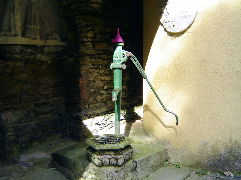 Svatá studna (3880)