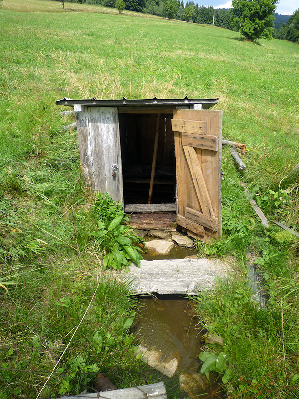 studánka Nad kostelem (3884)