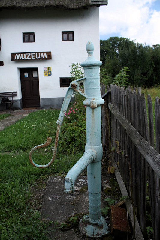 studna bez jména (3952)
