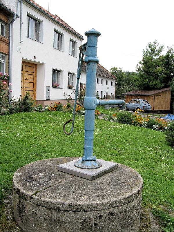 studna Na Kopci (3976)