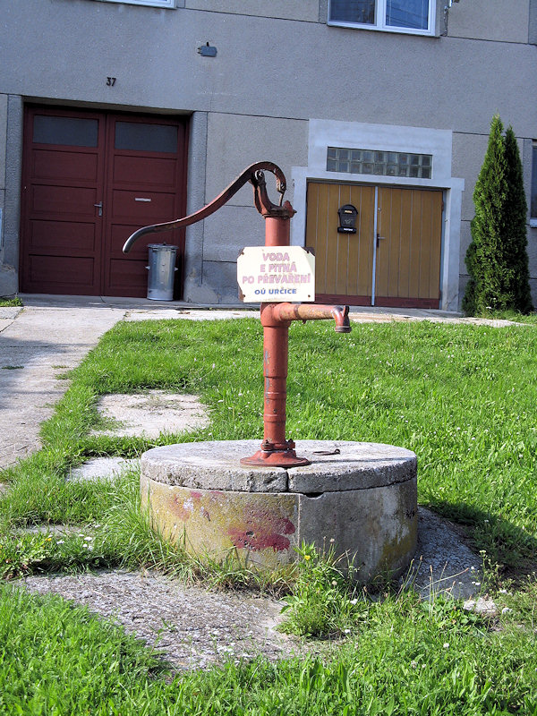 studna bez jména (3983)