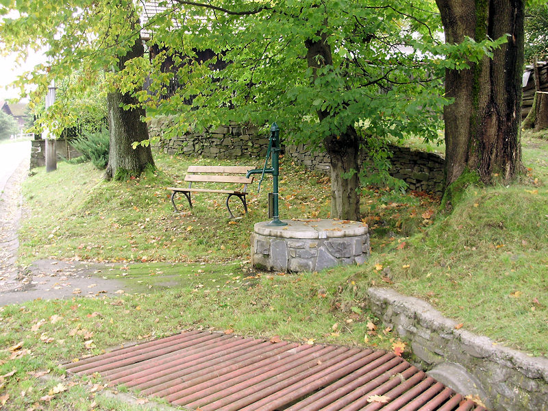 studna bez jména (4066)