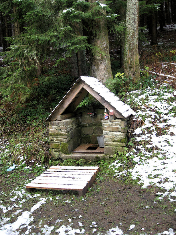 studánka U lovecké chaty Kotly (4185)