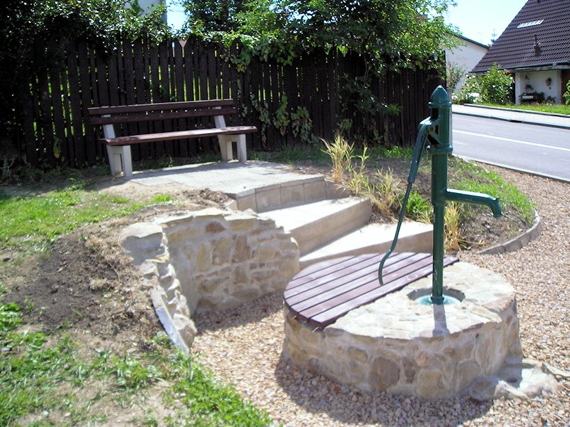 Obecní studna (4234)
