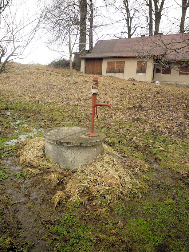 studna bez jména (4377)