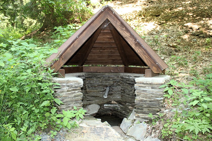 studánka bez jména (4437)