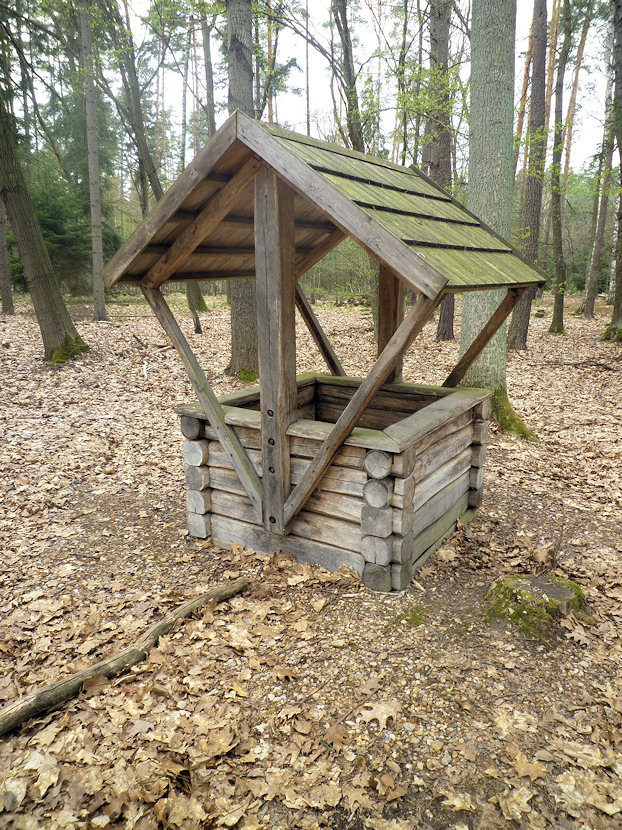 studna Pod Křížem (4558)