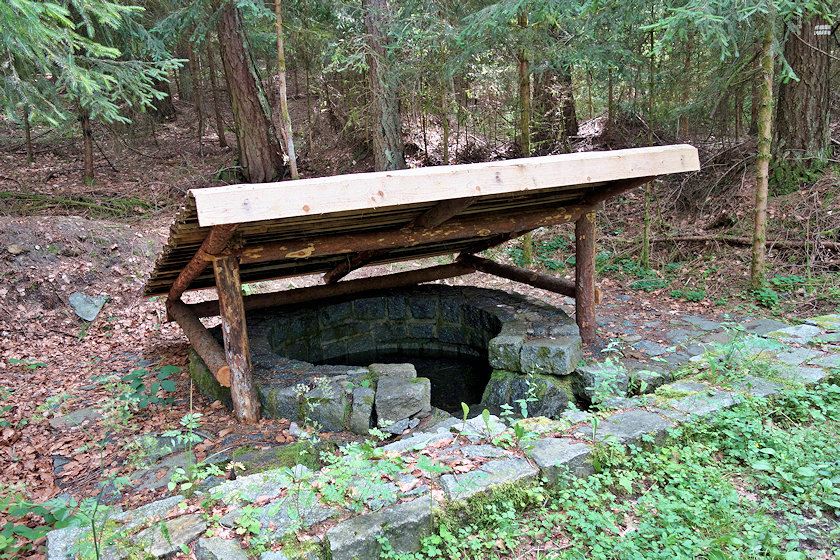 studánka Pod Skalkami (4671)