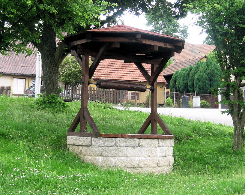 studna bez jména (4758)