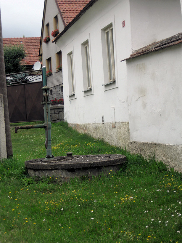 studna bez jména (4875)