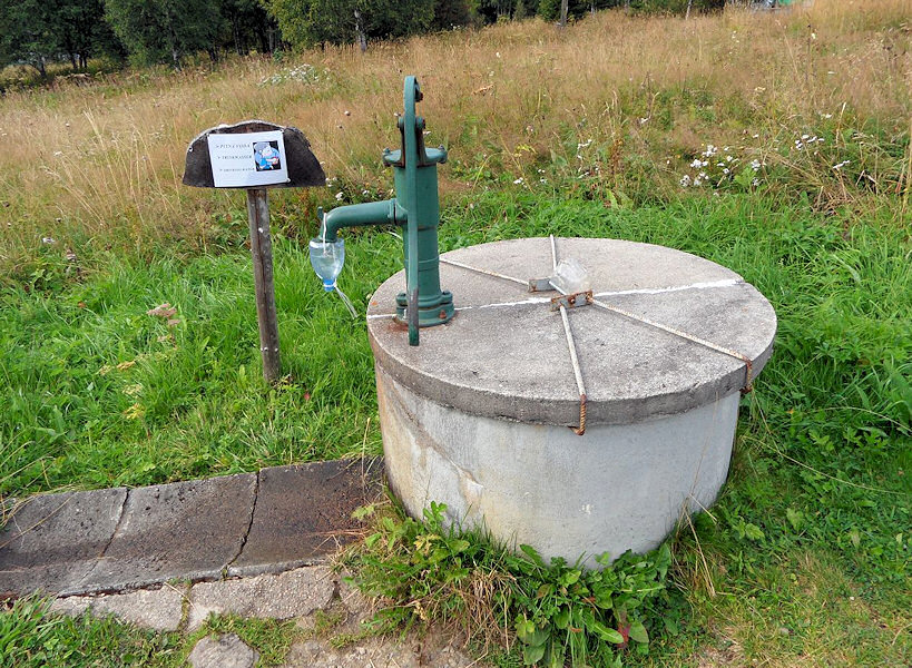 studna bez jména (4970)