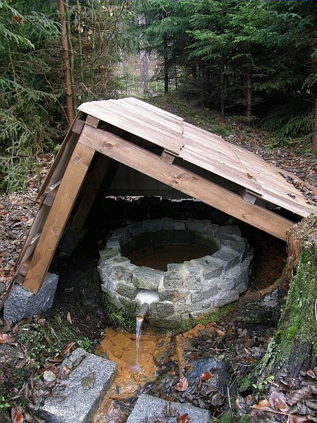 studánka Pod Horouc skálou (5004)