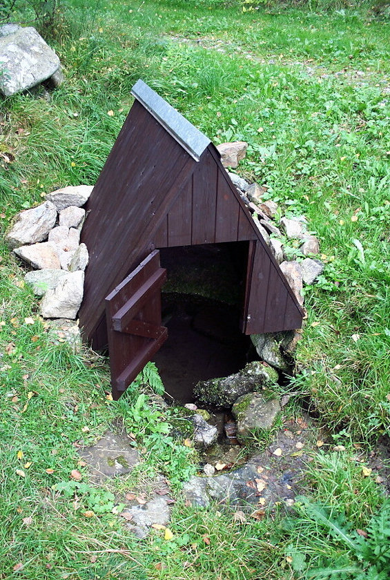 Úbislavská studánka (5035)