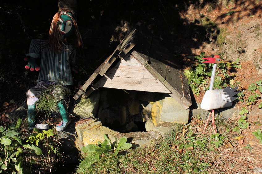 studánka Pod Bílým křížem (5121)