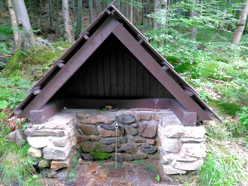 studánka Pramen Lesů ČR (5220)