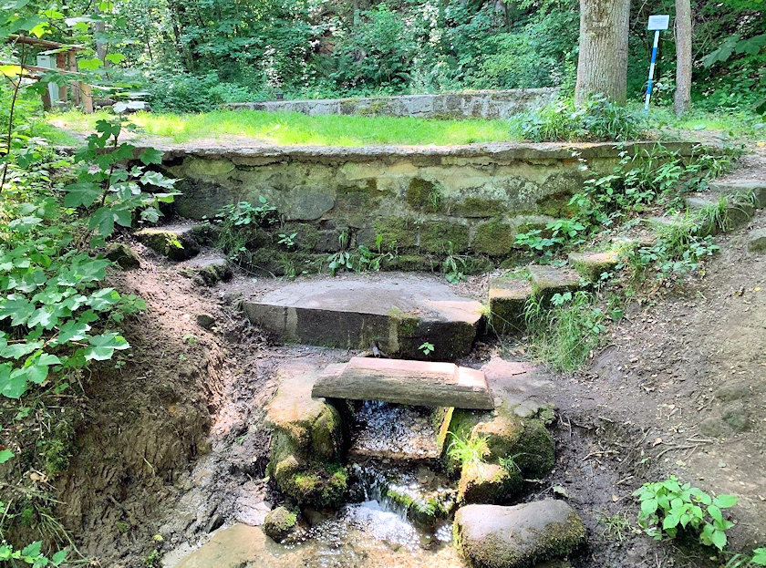 studánka Hrudka (5550)