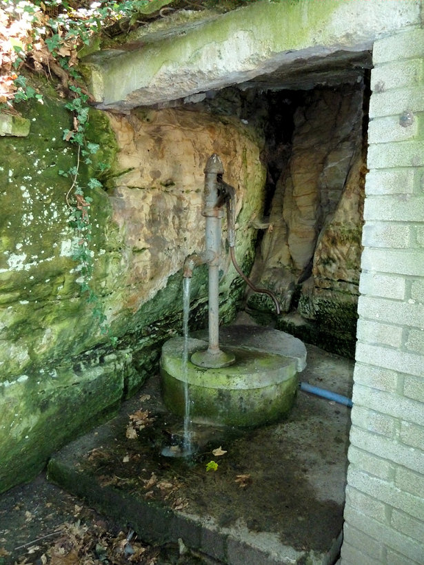 studánka Pod skalou (5813)