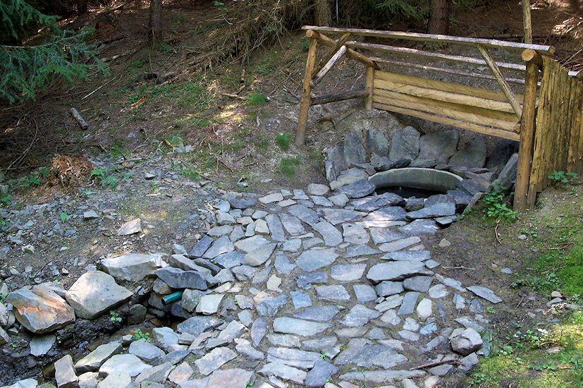 studánka Luciánská (5946)