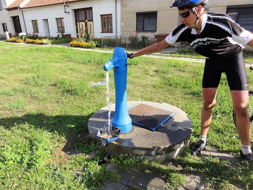 studna bez jména (5954)
