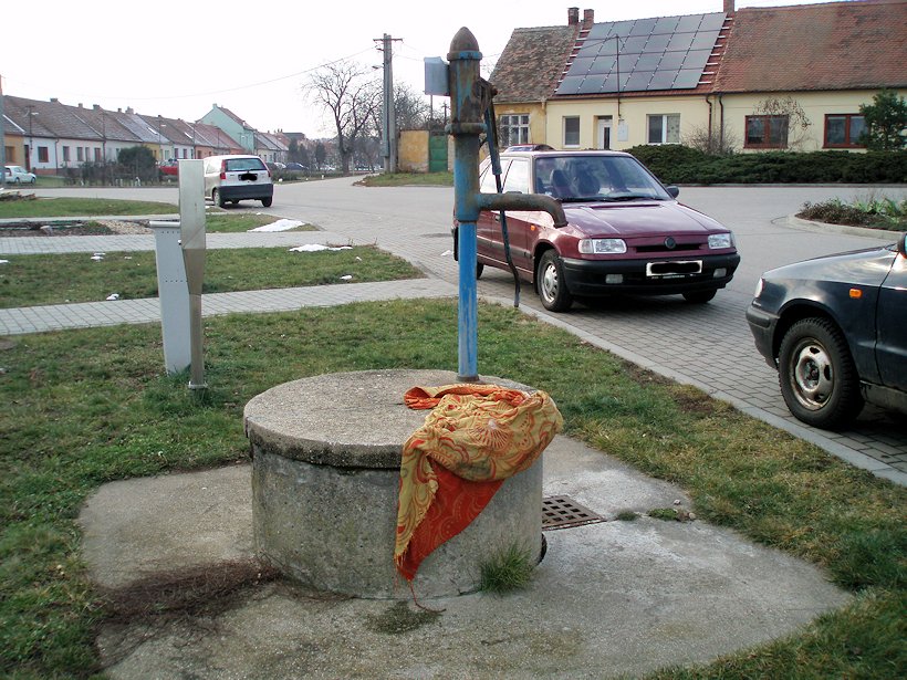 studna bez jména (6356)