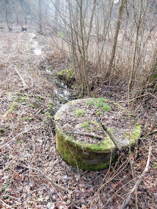 studna V Srnově (6426)