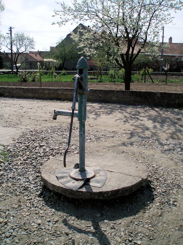 studna bez jména (6692)