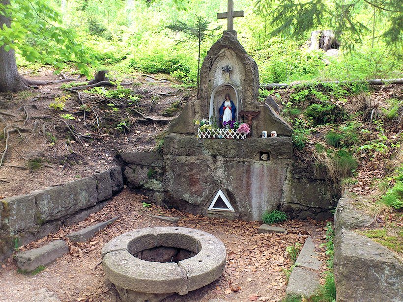 studánka Trniště (6825)