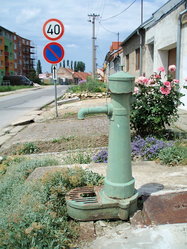studna bez jména (6975)