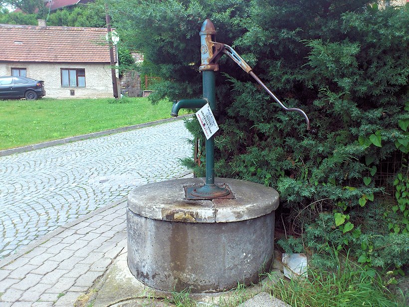 studna bez jména (7026)