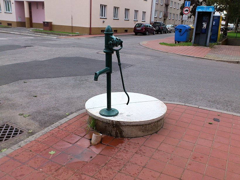 studna bez jména (7033)