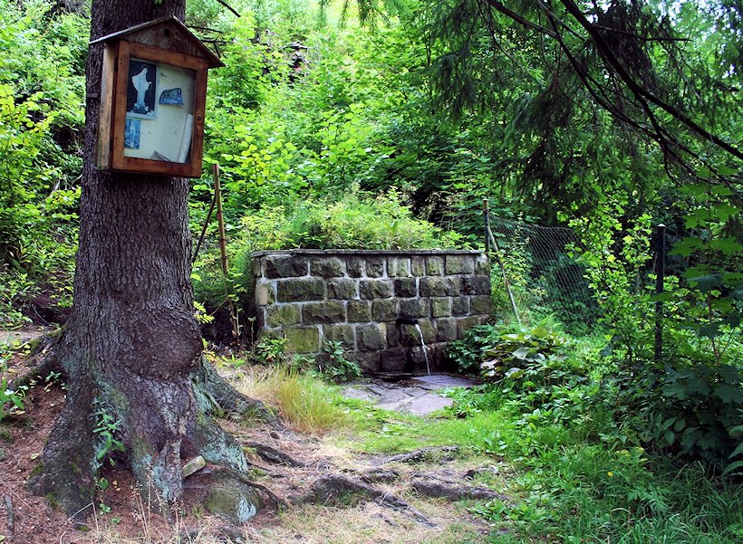 studánka Na Lučině (7219)