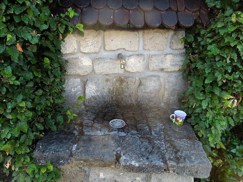 jiný vodní zdroj bez jména (7253)