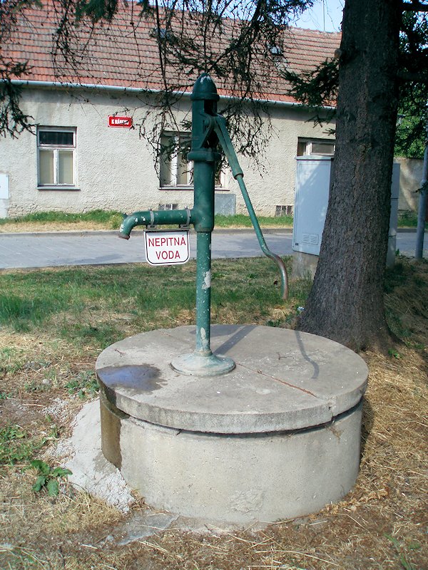 studna bez jména (7257)