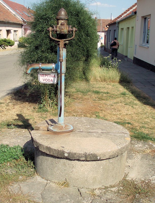 studna bez jména (7258)