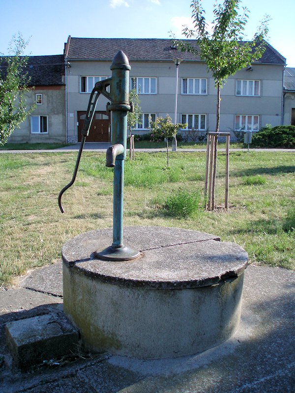studna bez jména (7387)