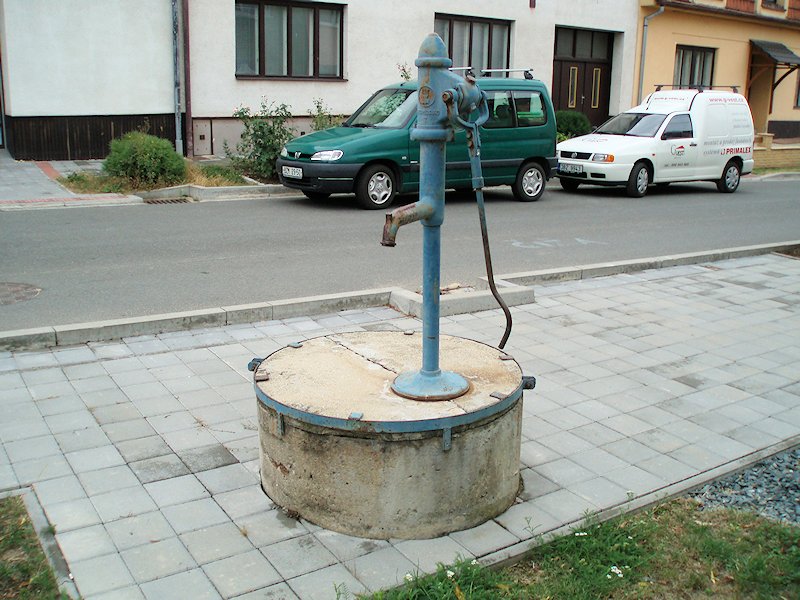 studna bez jména (7399)