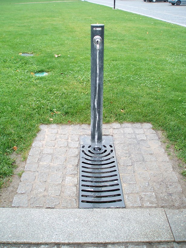 jiný vodní zdroj bez jména (7610)