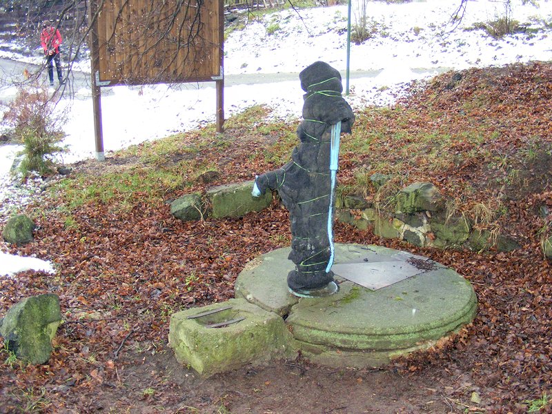 studna bez jména (7910)
