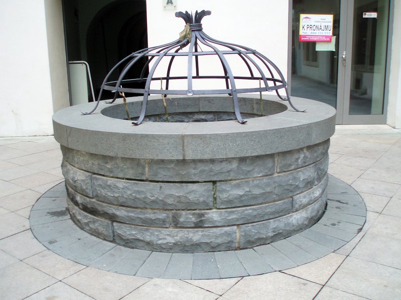 studna U kamenné panny (7931)